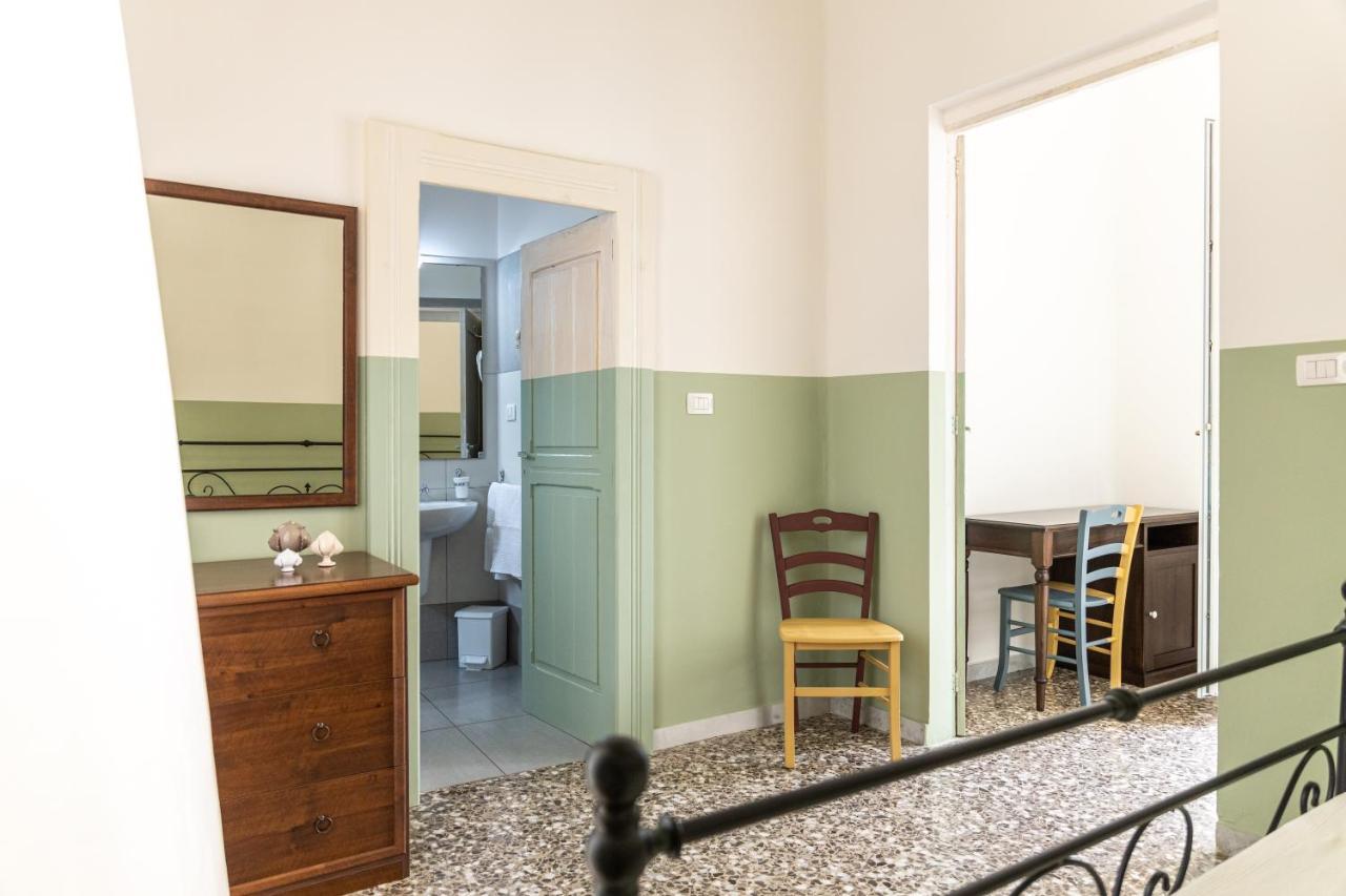 Palazzo Dante Bed & Breakfast อัลลิสเต ภายนอก รูปภาพ