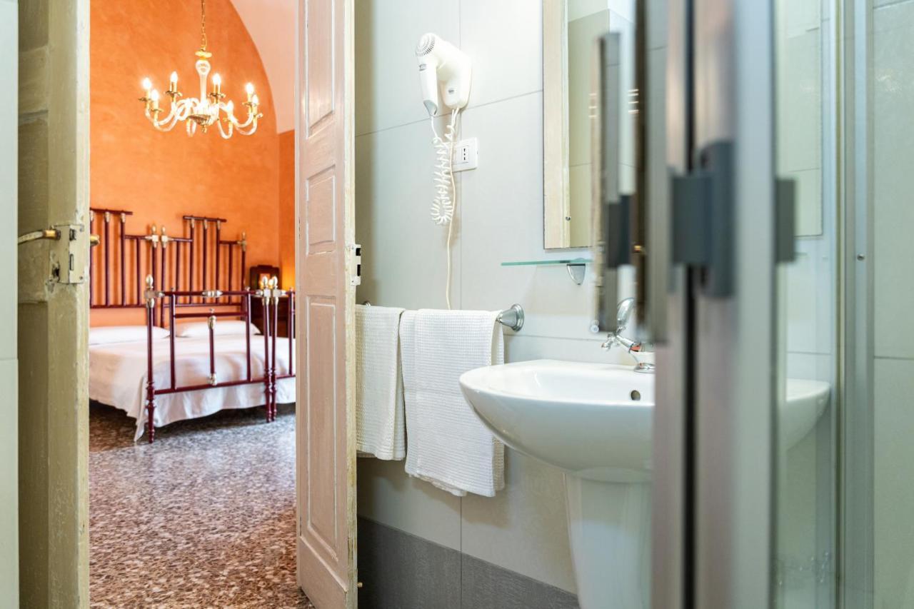 Palazzo Dante Bed & Breakfast อัลลิสเต ภายนอก รูปภาพ